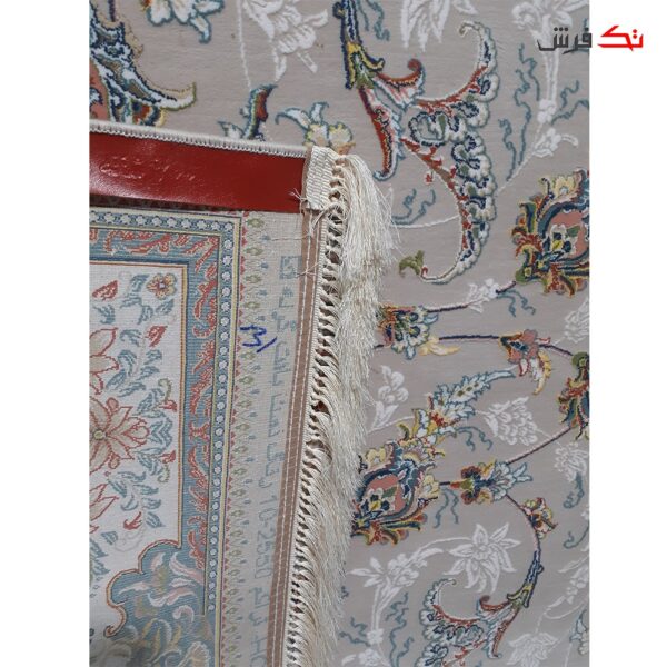فرش ماشینی محتشم 700 شانه تراکم 2550 برجسته طرح نرگس فیلی