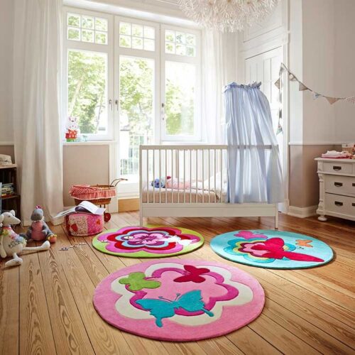 فرش با طرح گل برای کودکان
