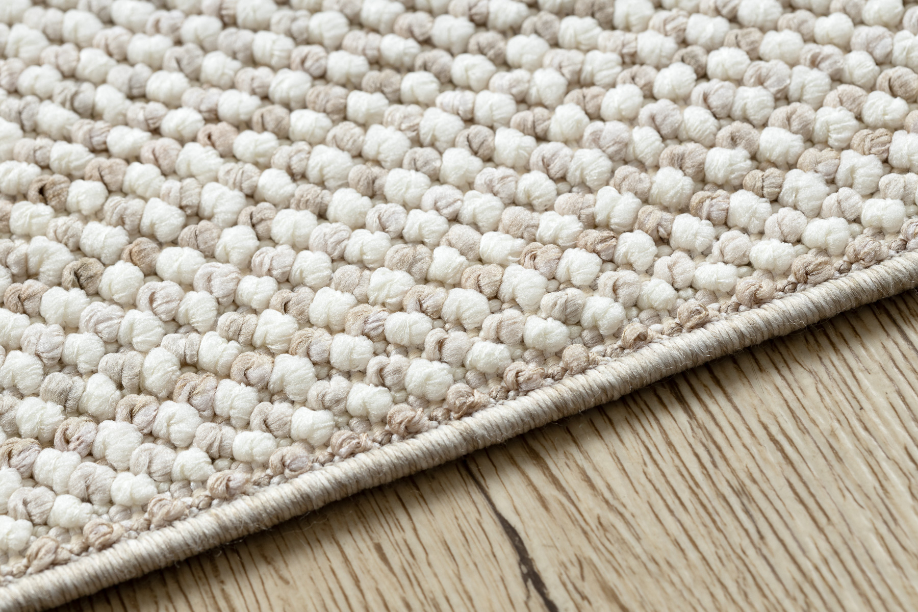 Nano fibers rugs